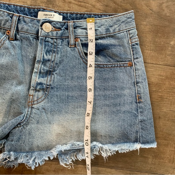 High waist denim shorts - Picture 3 of 5